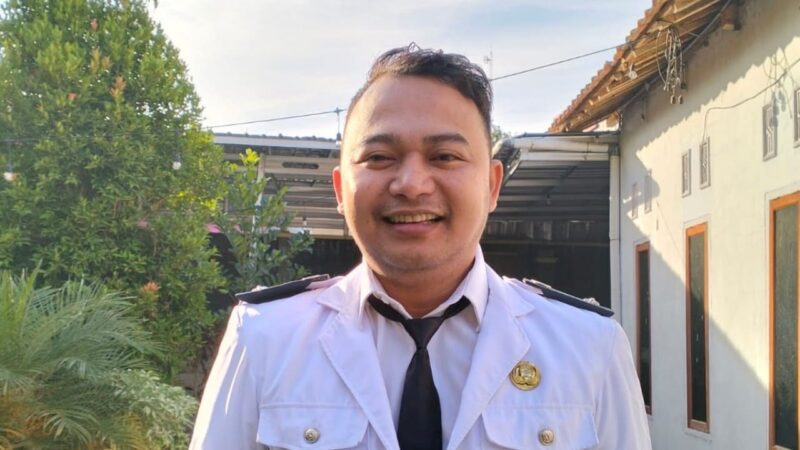 Kepala Desa Benda, Kecamatan Sirampog, Kabupaten Brebes, Baitsul Amri, SHi, MHi.