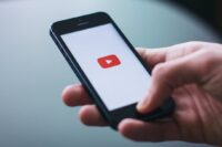 Ilustrasi YouTube. (Foto: Pexels/ freestocks.org)