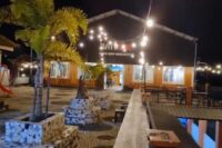 Area outdoor Kuton Villa Kota Batu. (YouTube @DewiNovala)