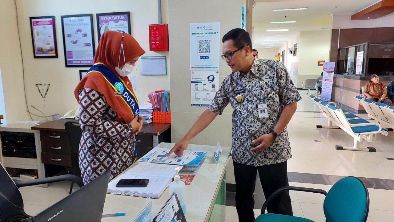 Pj Bupati Brebes Djoko Gunawan meninjau beberapa fasilitas di RSUD Bumiayu. (Foto: Portal Pantura/Yudhi Prasetyo)