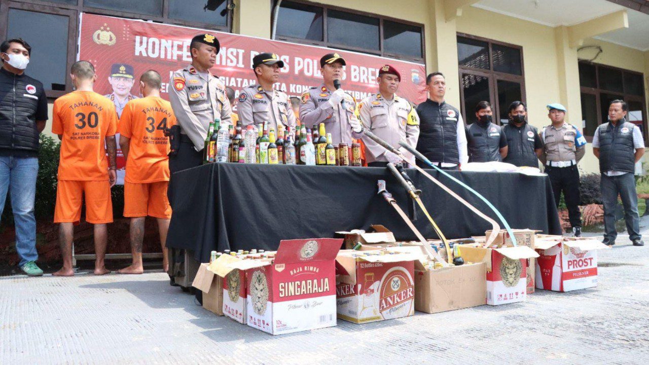Puluhan kasus kejahatan diungkap Polres Brebes menjelang Ramadan 2025. Foto: dok. Humas Polres Brebes