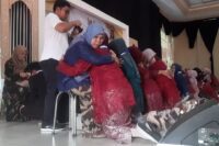 Suasana hatu menyelimuti acara pelepasan siswa kelas 9 SMP Negeri 2 Bumiayu.