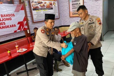 Polsek Tonjong Gelar Baksos dan Bansos dalam Rangka Hari Bhayangkara ke-79