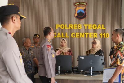 Tim Polda Jateng Kunjungi Call Center 110  Polres Tegal Pastikan Layanan Darurat Siaga 24 Jam