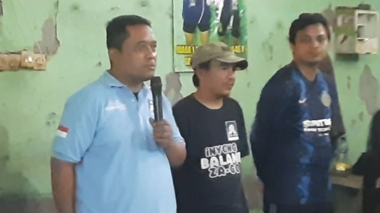 Politisi PAN sekaligus anggota DPRD Brebes Dapil 2 membuka secara resmi turnamen HUT PAN dan BM-PAN ke-27 di GOR Bhineka Tonjong. Foto: Portal Pantura/Yudhi Prasetyo.