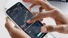 Ilustrasi trading. Foto: Hanna Pad/pexels.