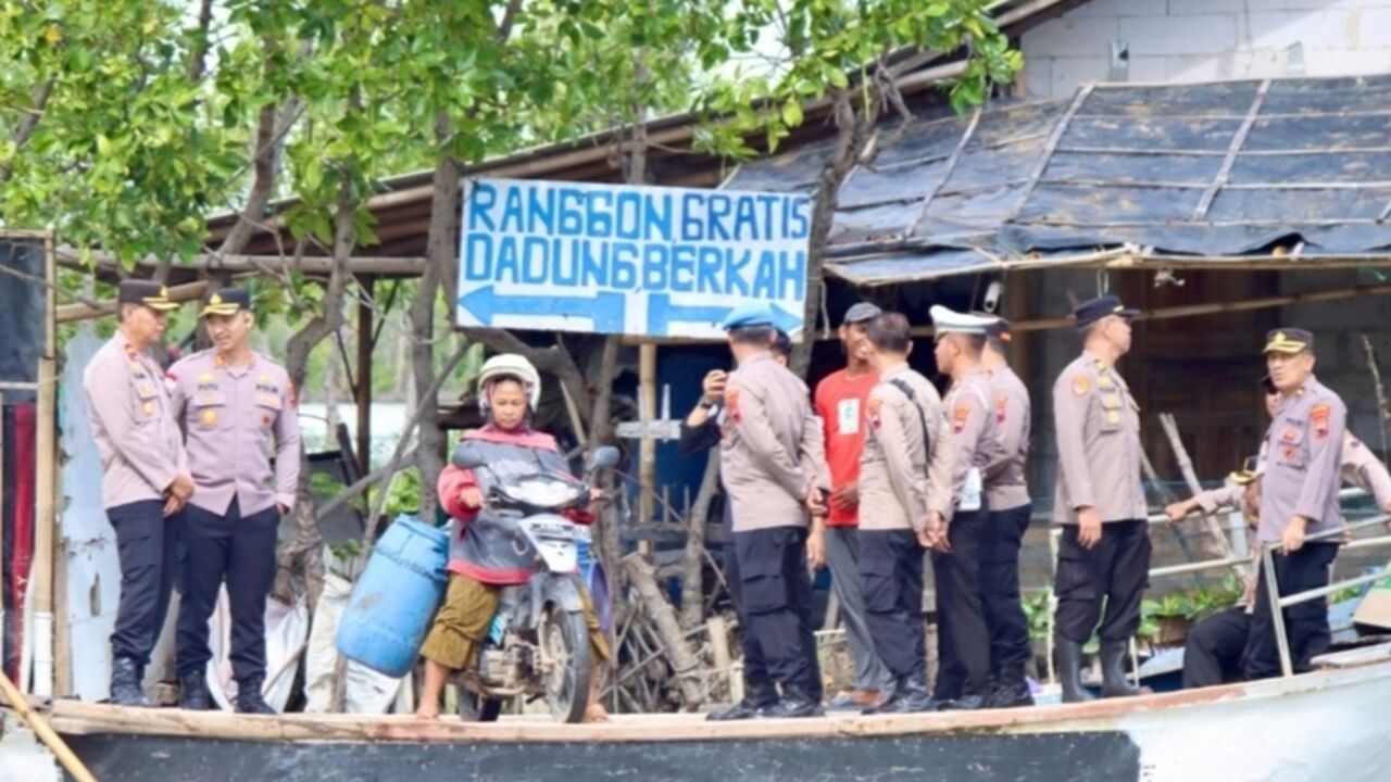 Langkah Nyata Polres Tegal Kota Tanam Ribuan Mangrove Selamatkan Pesisir