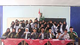 Pengurus dan peserta pelatihan administrasi PR IPNU-IPPNU Galuhtimur berfoto bersama di MTs Al-Ittihadiyah 2, Minggu (7/12/2025). Hadir pula jajaran PC IPNU-IPPNU Brebes sebagai pendamping dan pemateri. Foto: Portal Pantura/Imam Muzaky.