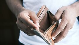 Ilustrasi miskin Foto: Towfiqu barbhuiya/Unsplash.