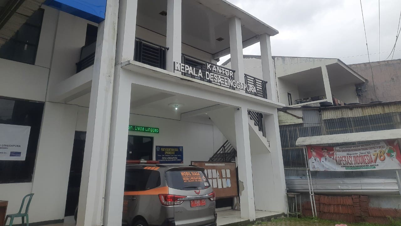 Kantor Desa Linggapura. Foto: Portal Pantura/Yudhi Prasetyo.