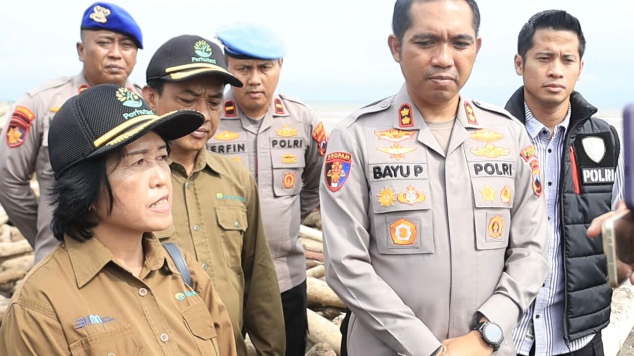 Polres Tegal dan Perhutani Tegaskan Kayu di Lokasi Pantai Larangan Bukan Hasil Penebangan