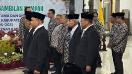 Bupati Brebes Paramitha Widya Kusuma melantik sembilan pejabat pimpinan tinggi pratama di Pendopo Kabupaten Brebes, Kamis (5/2/2026). (Foto: Portal Pantura/Imam Muzaki)