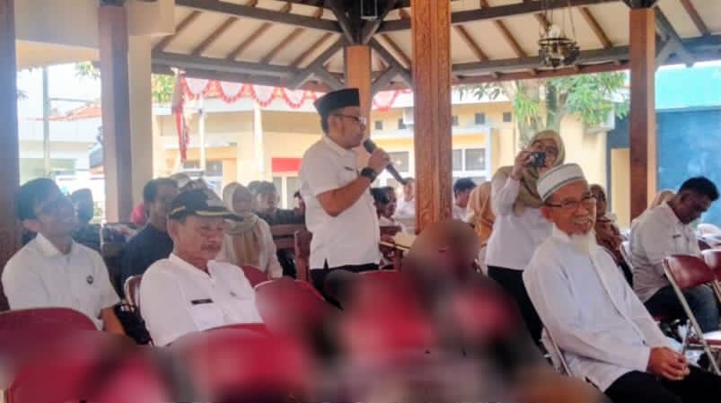 Usef Asikin, Kepala Desa Tambakserang, Salah satu desa di Kecamatan Bantarkawung. (Foto: Portal Pantura/Imam Muzaki)