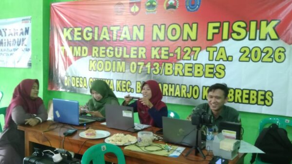 TMMD 127 Brebes Hadirkan Layanan Adminduk Door to Door di Desa Cikuya