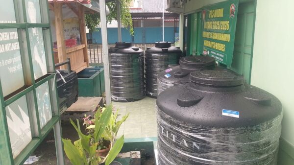 TMMD Kodim Brebes Pasang Toren 1.000 Liter di Titik Strategis Desa Cikuya