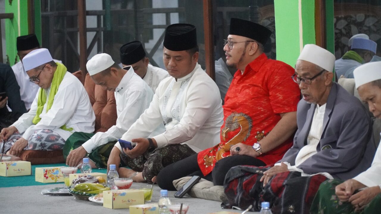 Mengenang Almarhum Nurohman Nasori di Haul ke-5, Walikota Tegal Hadir Didampingi  Pejabat Kota Tegal