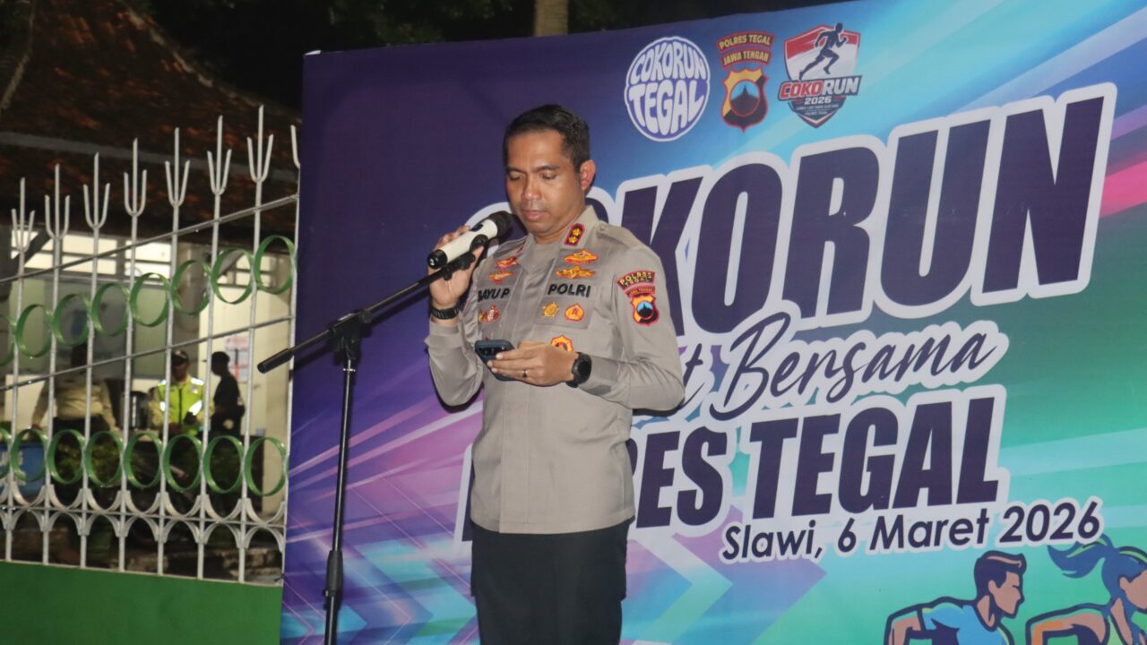 COKORUN Polres Tegal  Hebohkan Malam di Tegal,48 Peserta Adu Sprint 100 Meter