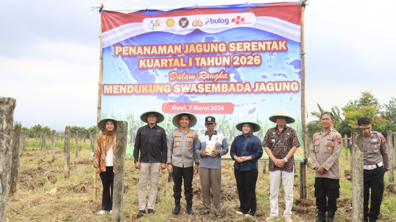 Sinergi Polisi dan Petani, Bayu Prasatyo Pimpin Penanaman Jagung di Lahan 1,5 Hektare
