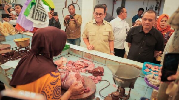 Sidak Pasar Kudus: Mendag dan Gubernur Pantau Stabilitas Harga Menjelang Lebaran