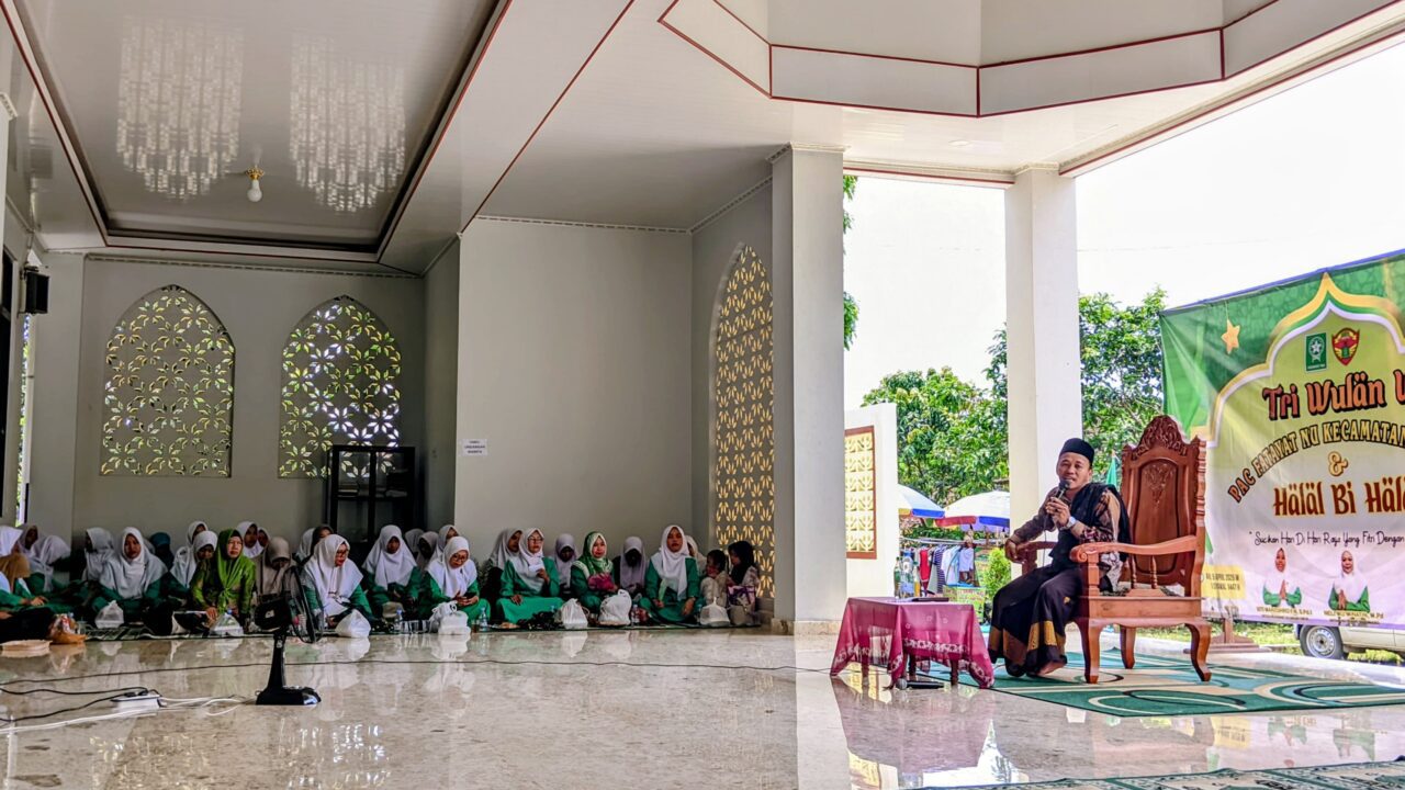 Silaturahmi, PAC Fatayat NU Tonjong Gelar Pertemuan Triwulan V dan Halalbihalal di Galuhtimur