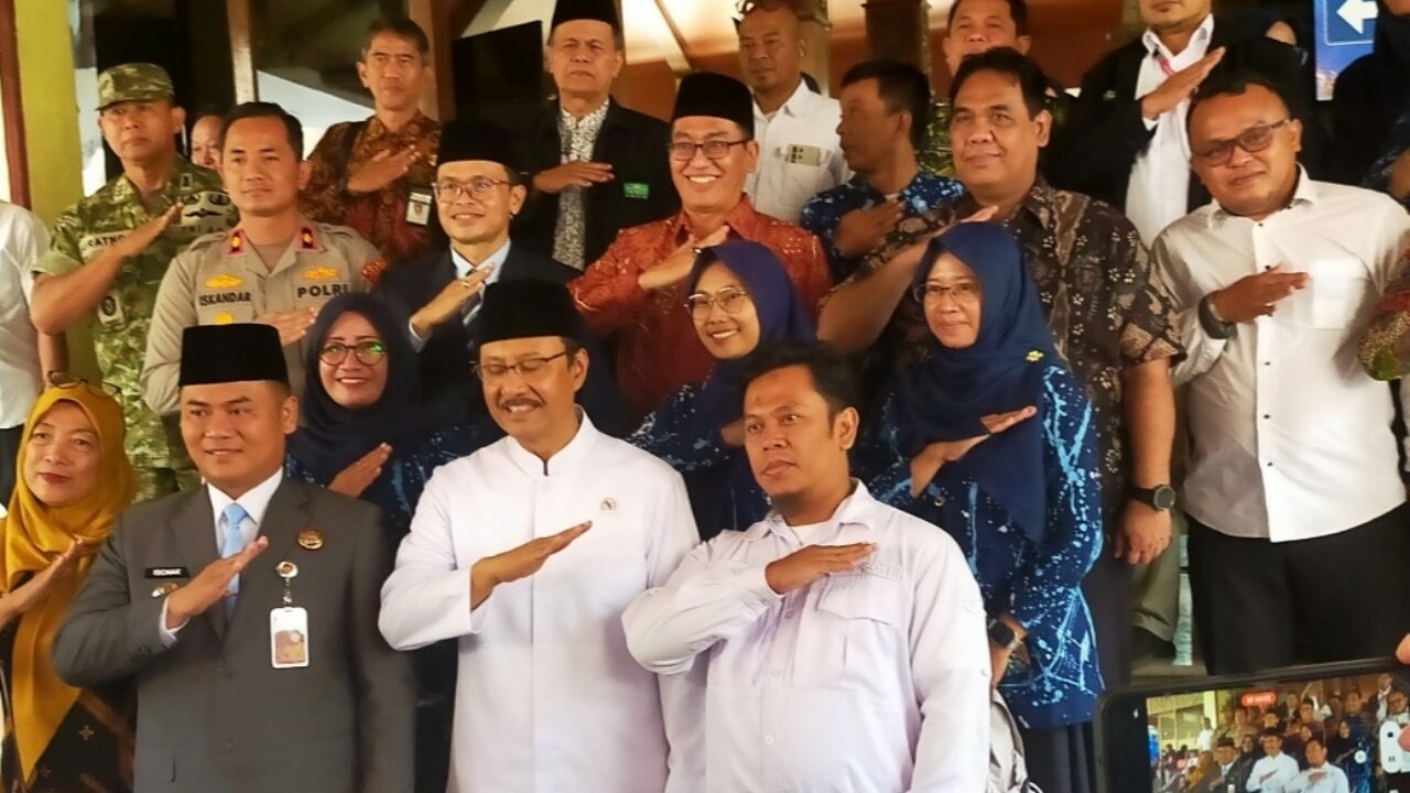 Mensos Gus Ipul Kunjungi Kabupaten Tegal, Bahas Penguatan DTSEN Hingga Program Sosial