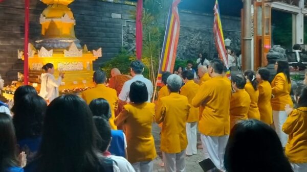 Umat Buddha Kota Tegal Rayakan Waisak 2570 BE di Metta Vihara