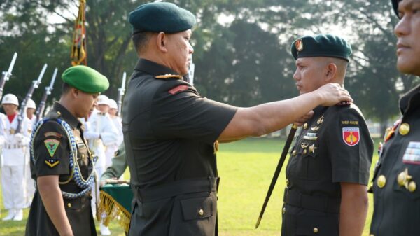 Yonif 400/Banteng Raiders Ganti Komandan, Pangdam Ingatkan Tugas Operasi adalah Kehormatan