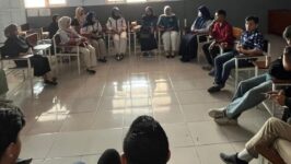 Suasana Rapat Umum Mahasiswa dalam pembentukan Komisi Pemilihan Umum Mahasiswa (KPUM) UMBS di Aula Kampus UMBS, Sabtu (4/7/2026). (Foto:Istimewa)