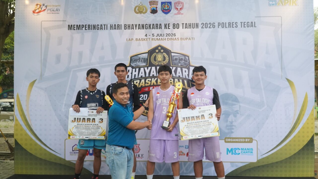 Polres Tegal Tutup Turnamen Basket Pelajar Hari Bhayangkara Ke-80, SMA 1 Slawi Dominasi Gelar Juara