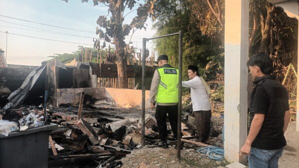 Kebakaran Hanguskan Kamar Pengurus Ponpes di Lebaksiu, Kerugian Capai 50 Juta