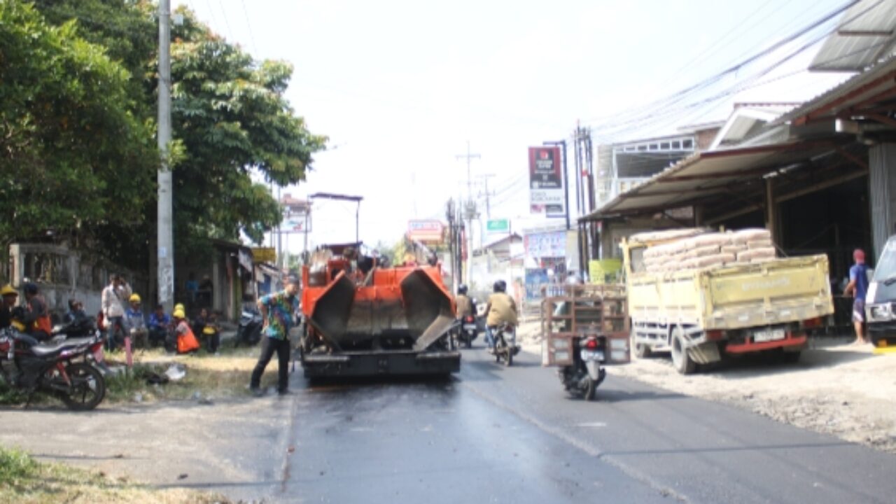 Pemkab Tegal Kebut Peningkatan Jalan 16 Kilometer Yamansari Tembus Bojong