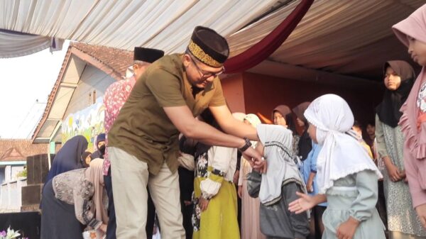 Kalijurang Bersholawat, 95 Anak Yatim Terima Santunan 