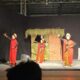 Mahasiswa PGSD Angkatan 2023 Universitas Peradaban tampil dalam pagelaran seni drama sebagai bagian dari UAS mata kuliah seni tari dan seni drama di Sport Center Universitas Peradaban, Sabtu (25/7/2026). (Foto: Istimewa/Portal Pantura)