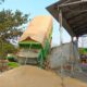 Sebuah truk terjun dari jalur penyelamat di pertigaan Pagojengan Jalan Lingkar Bumiayu, Selasa (11/8/2026) sore. (Foto: Istimewa)