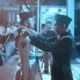 Camat Tonjong Lukman Hakim saat mengukuhkan 53 anggota Paskibraka Kecamatan Tonjong di Halaman Kantor Kecamatan Tonjong, Sabtu (15/08/2026). (Foto: Portal Pantura/Yudhi P)
