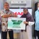 PT Sharp Electronics Indonesia menggandeng Human Initiative untuk menyalurkan bantuan logistik dan kebutuhan dasar kepada warga terdampak gempa bumi di Kabupaten Nagekeo, Nusa Tenggara Timur, baru-baru ini.