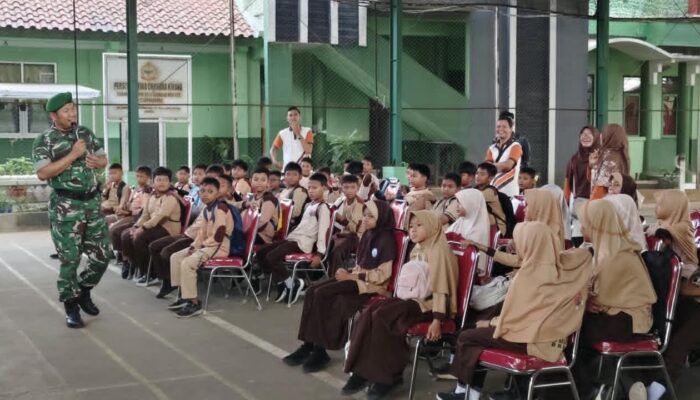 Tanamkan Nilai Pancasila, SDIT Harapan Umat Brebes Belajar ke Markas Kodim 0713