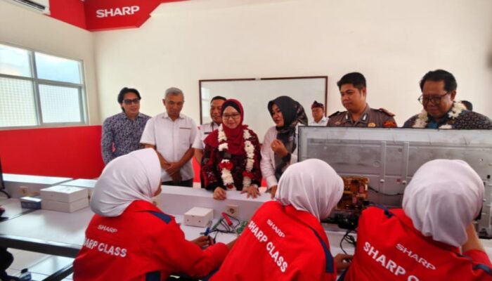 Program CSR Sharp Class 2026 Fokus Asah Skill Teknik Audio Video SMK
